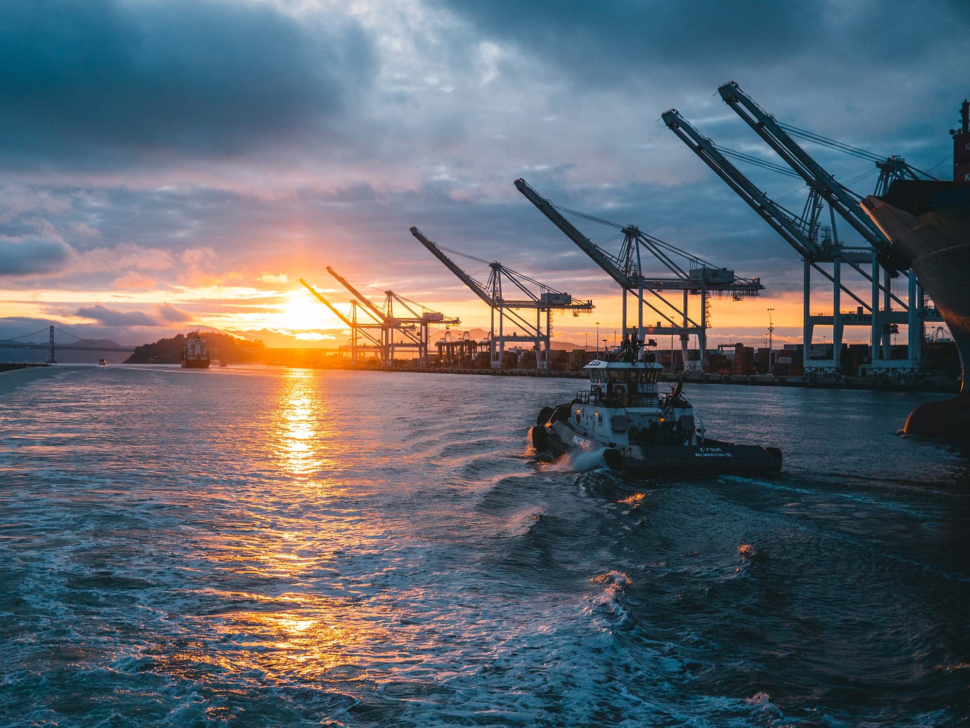 kopfmedia-klumpp-mueller-seefracht-transport-2000px-3